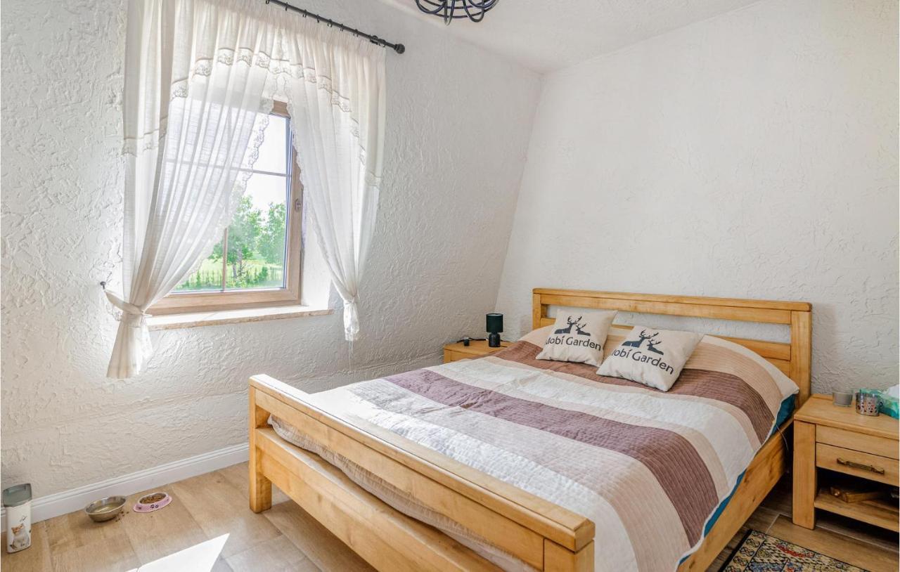 Amazing Home In Gniewino With Kitchen Eksteriør bilde