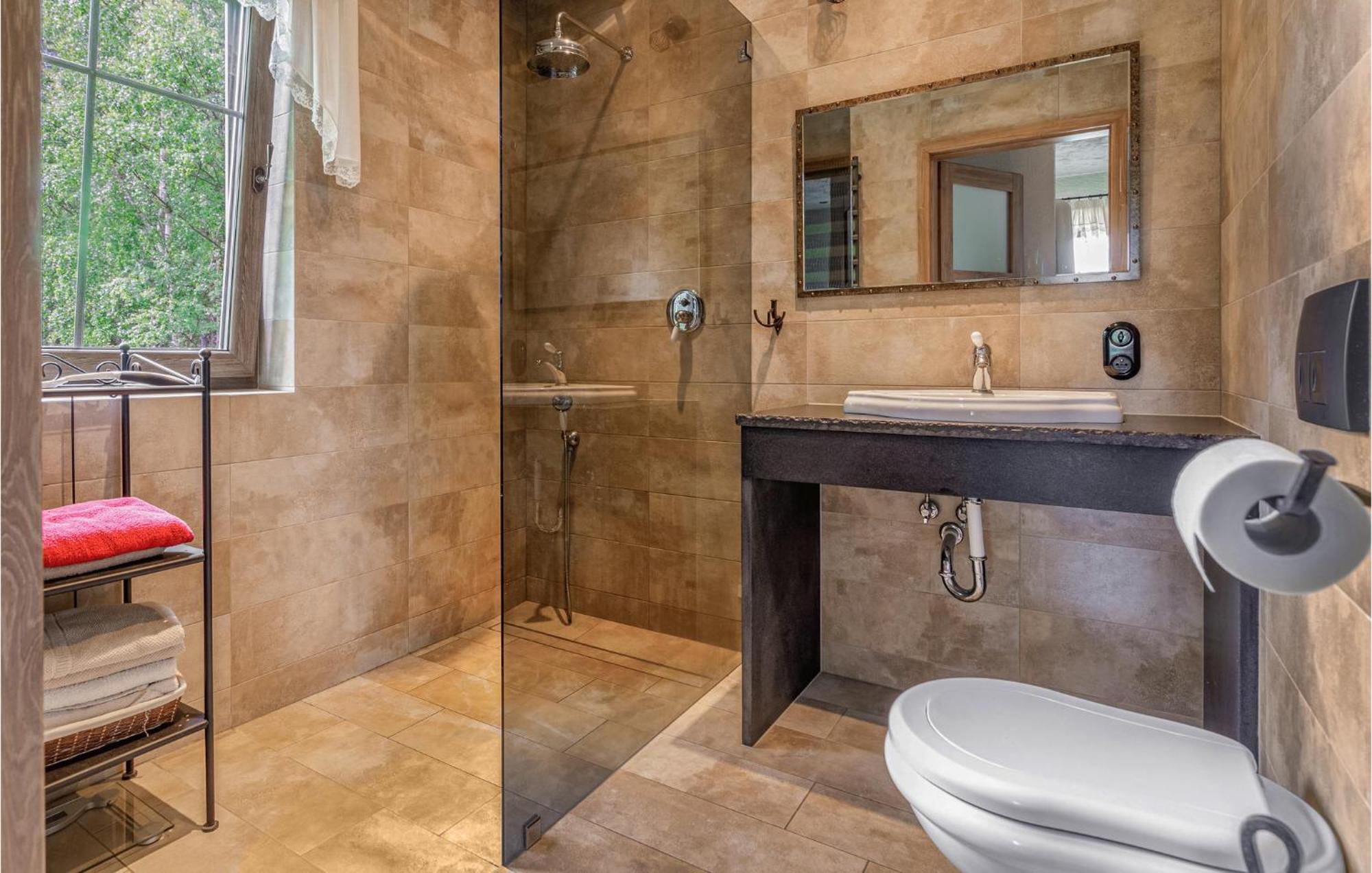 Amazing Home In Gniewino With Kitchen Eksteriør bilde